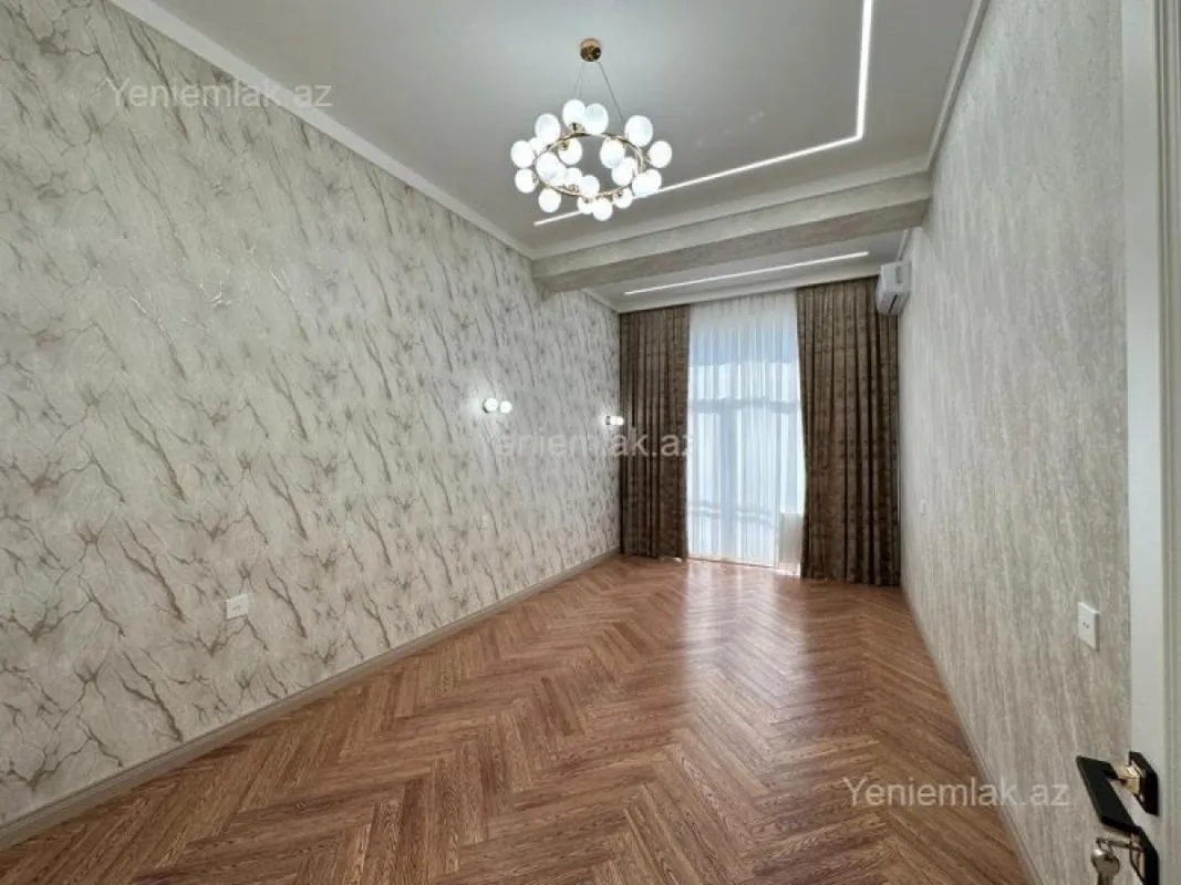 Satılır 4 otaqlı yeni tikili 195 m²
