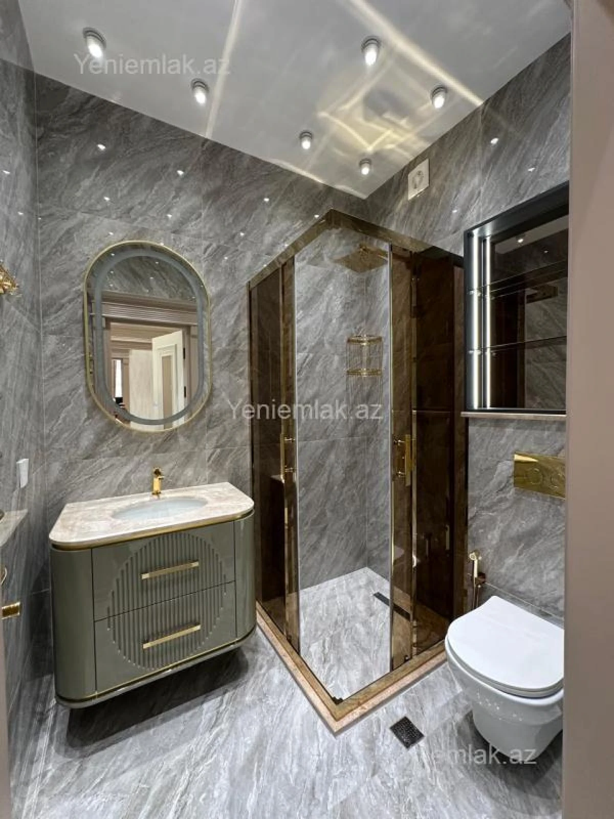 Satılır 4 otaqlı yeni tikili 195 m²