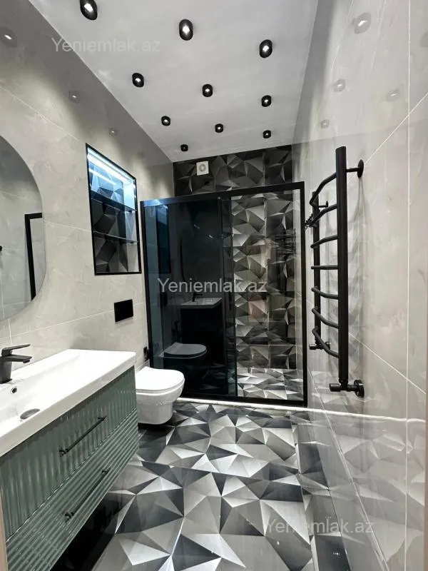 Satılır 4 otaqlı yeni tikili 195 m²