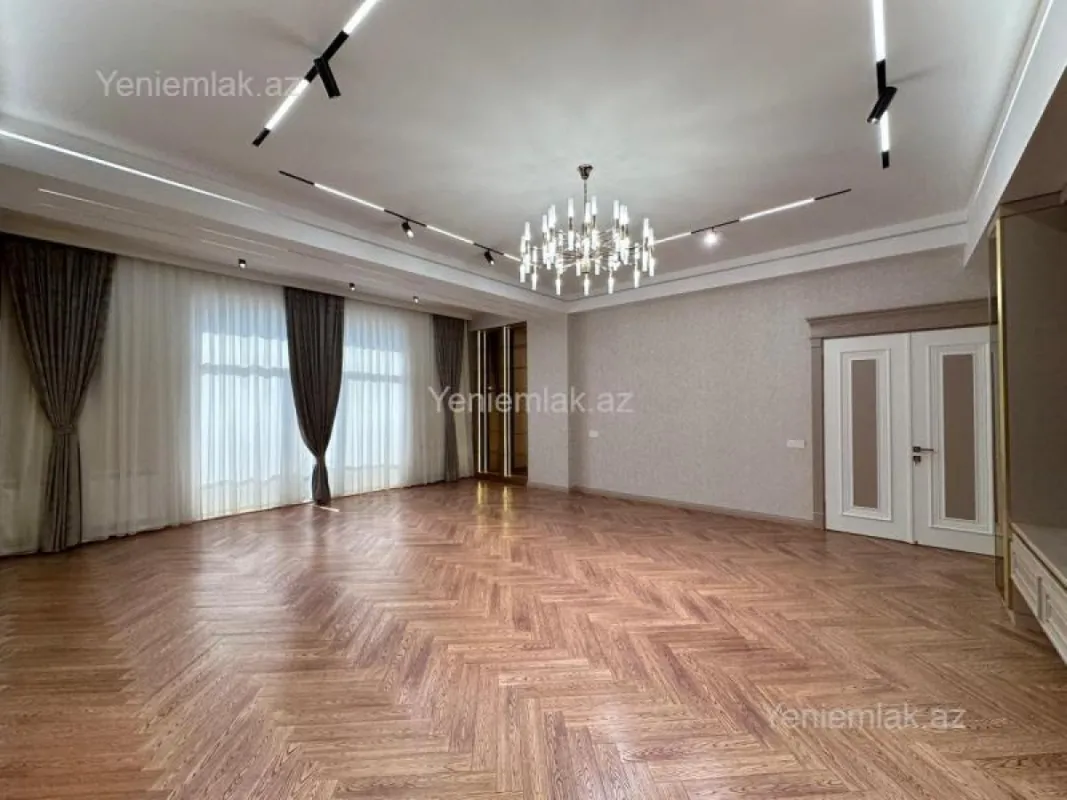 Satılır 4 otaqlı yeni tikili 195 m²
