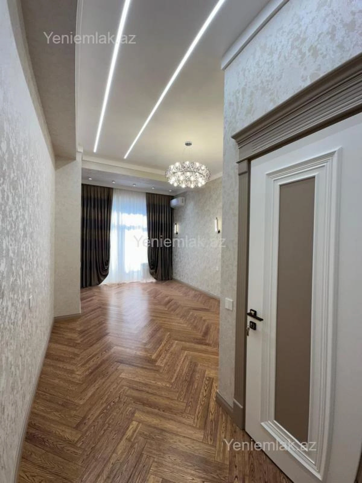 Satılır 4 otaqlı yeni tikili 195 m²