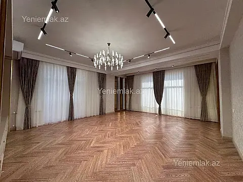 Satılır 4 otaqlı yeni tikili 195 m²