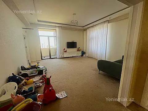 Satılır 3 otaqlı yeni tikili 120 m²