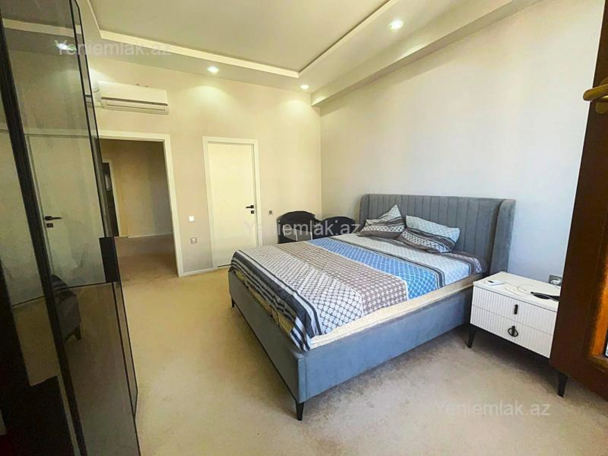 Satılır 3 otaqlı yeni tikili 120 m²