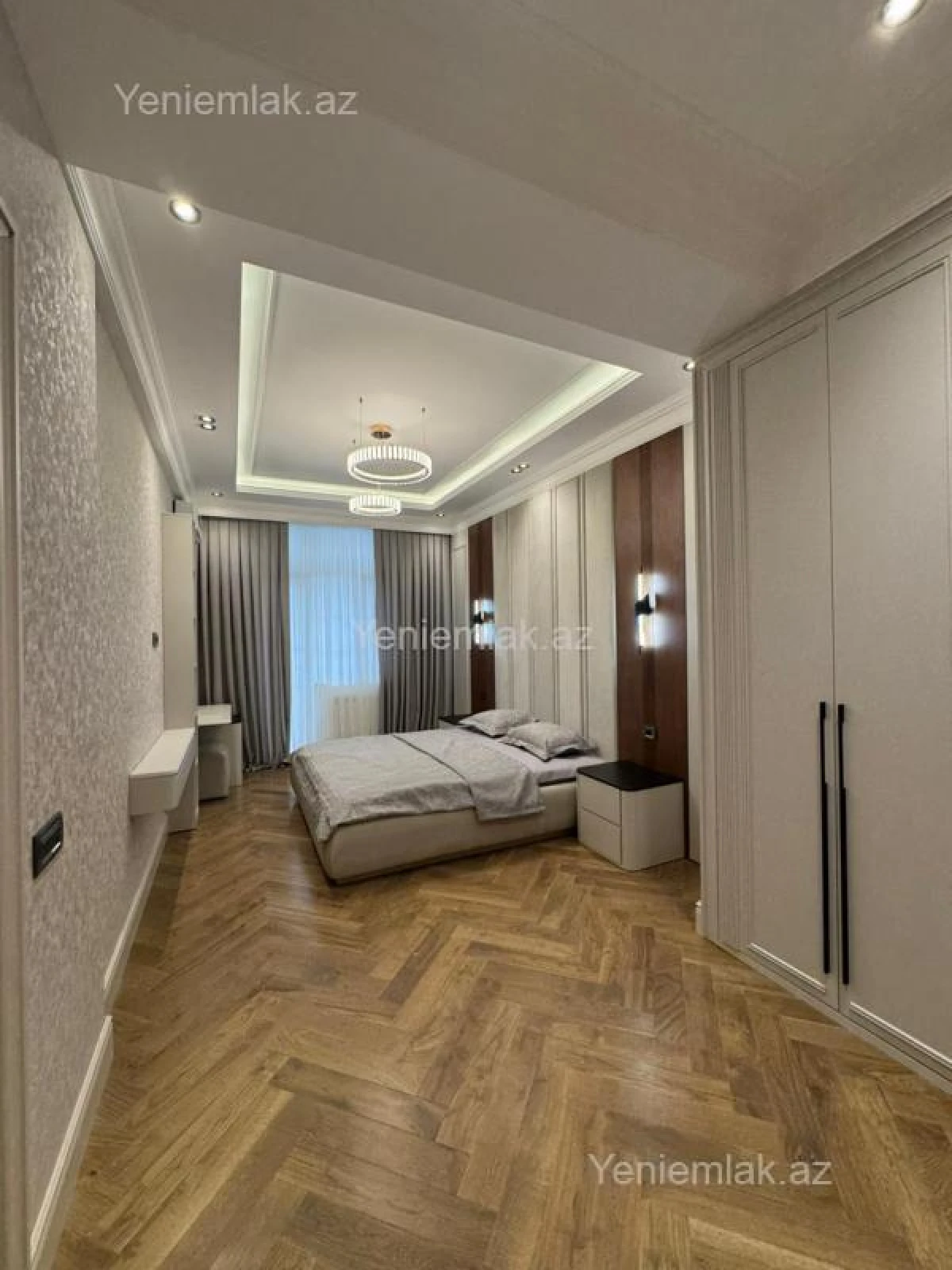 Satılır 4 otaqlı yeni tikili 165 m²