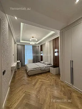 Satılır 4 otaqlı yeni tikili 165 m²