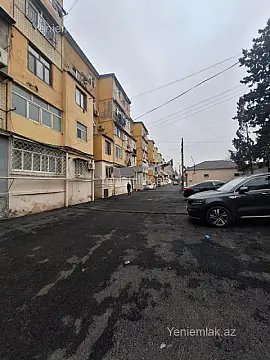Satılır 2 otaqlı köhnə tikili 32 m² — Xırdalan 2 otaq 32.00 m²