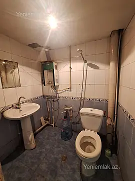 Satılır 2 otaqlı köhnə tikili 32 m²