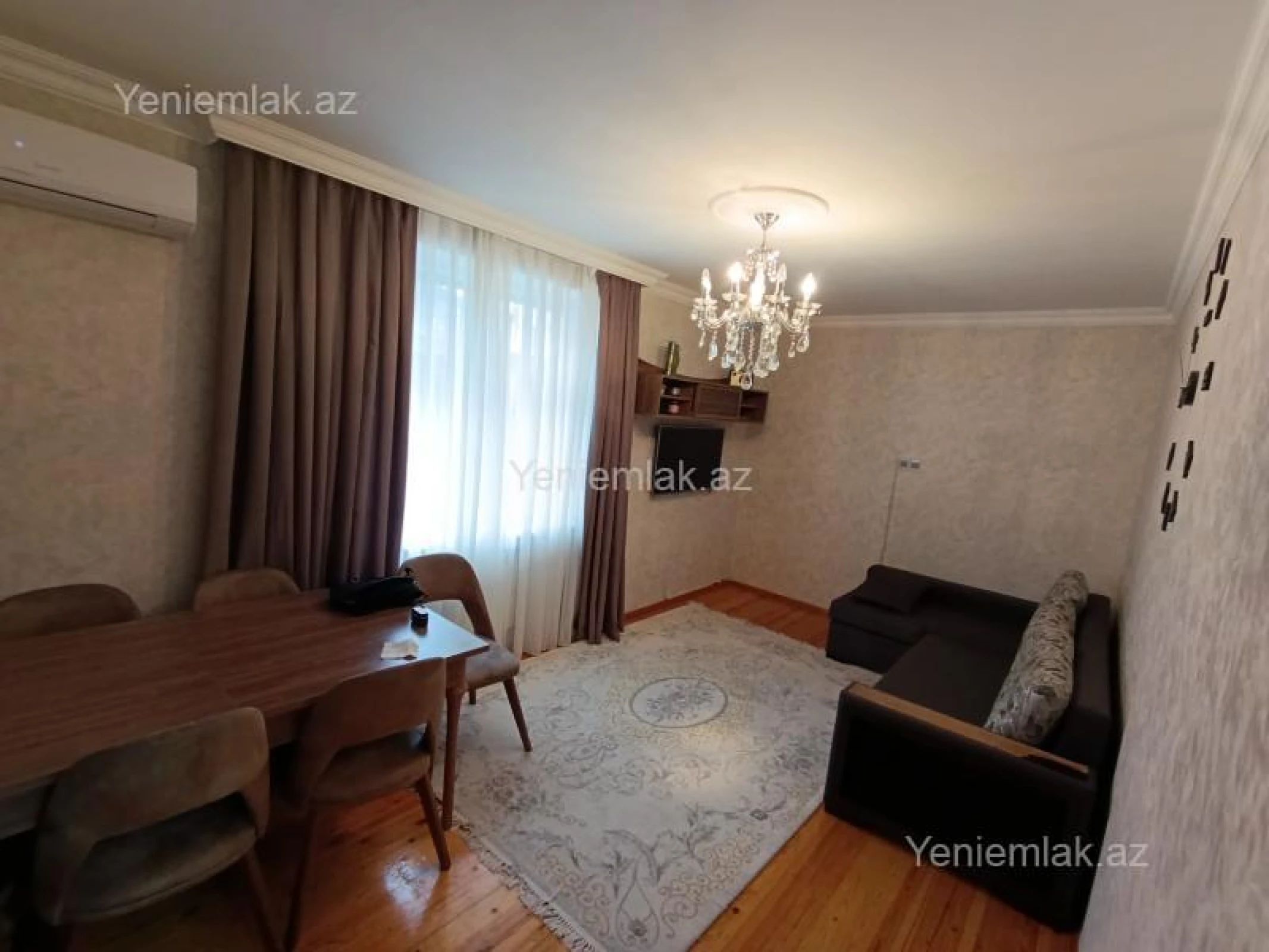 Satılır 2 otaqlı köhnə tikili 65 m²