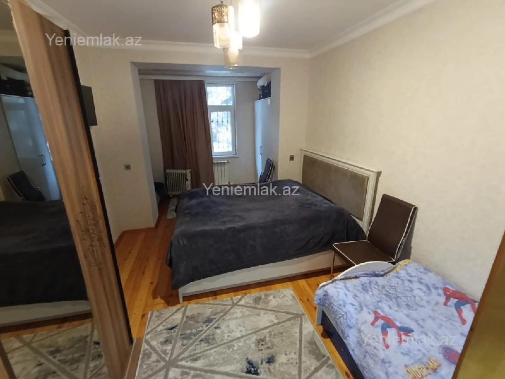 Satılır 2 otaqlı köhnə tikili 65 m²