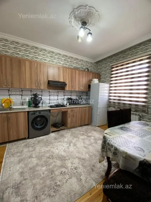 Satılır 3 otaqlı həyət evi 100 m²