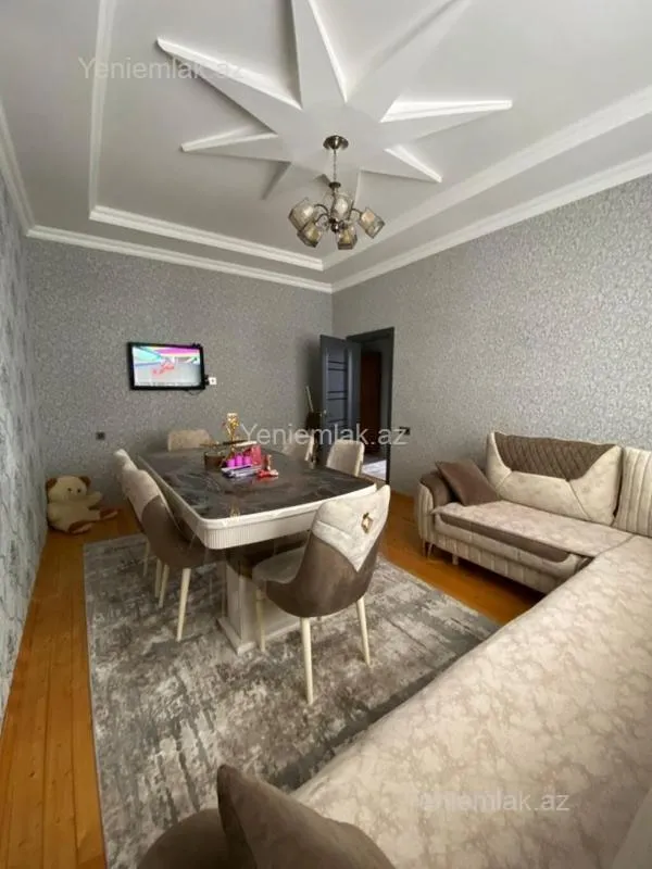 Satılır 3 otaqlı həyət evi 100 m²