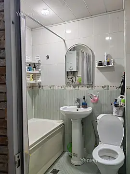 Satılır 1 otaqlı köhnə tikili 50 m²