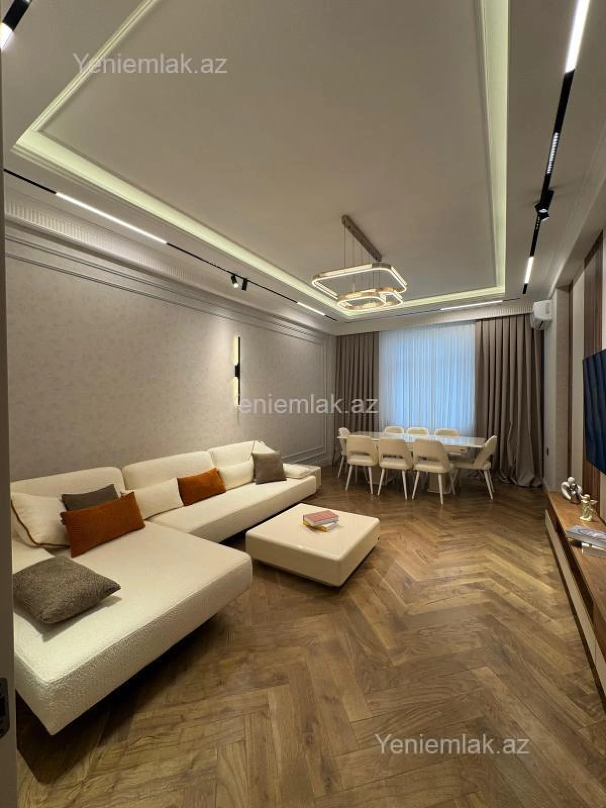 Satılır 3 otaqlı yeni tikili 120 m²