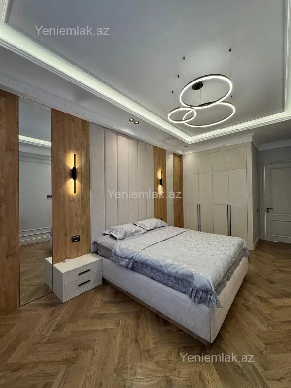 Satılır 3 otaqlı yeni tikili 120 m²