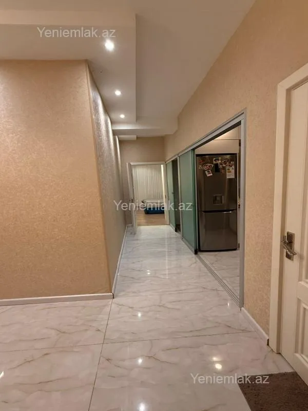 Satılır 2 otaqlı yeni tikili 77 m²