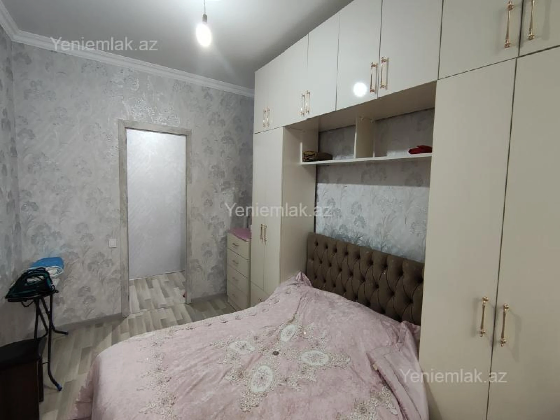 Satılır 2 otaqlı köhnə tikili 80 m²