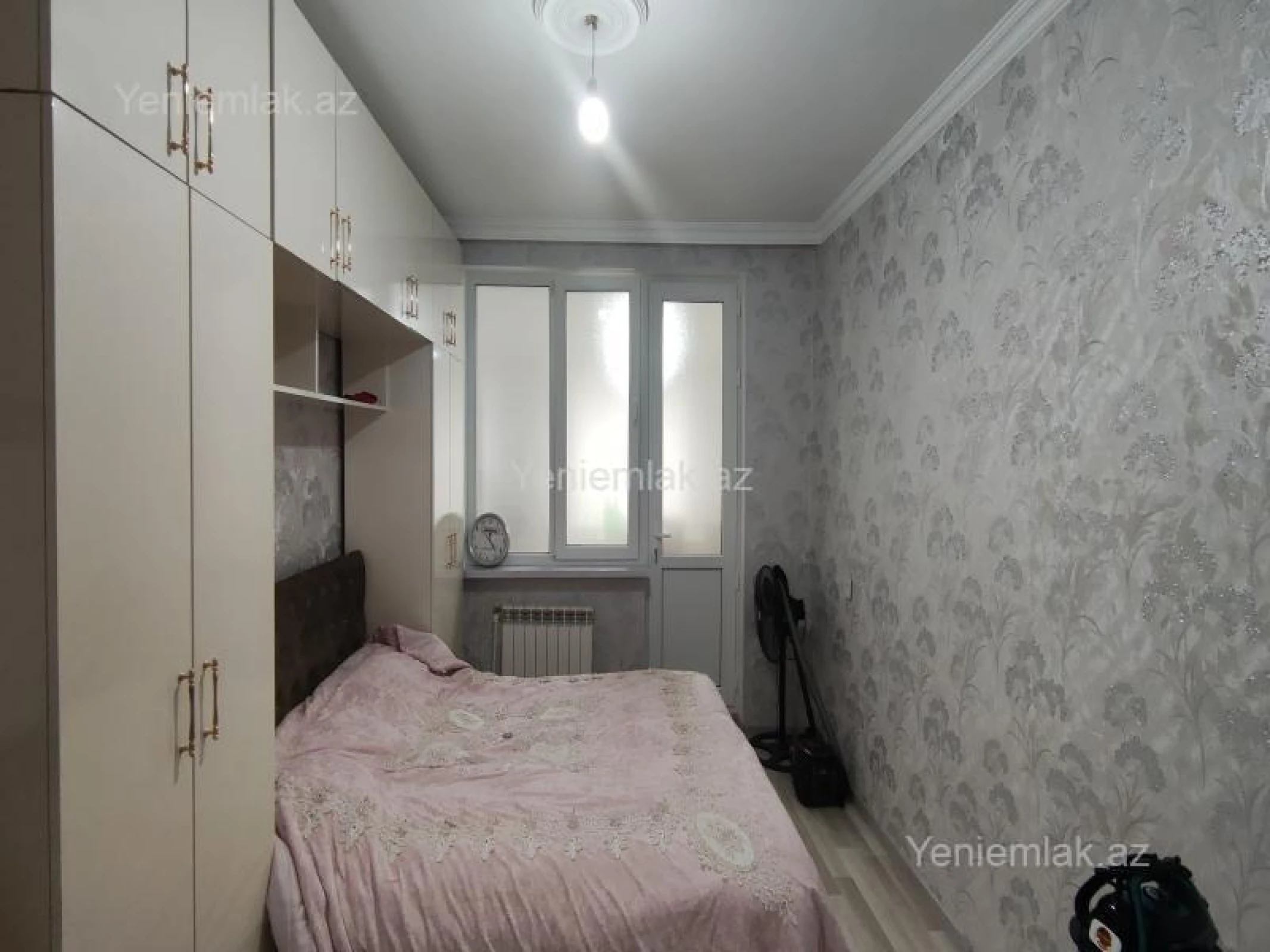 Satılır 2 otaqlı köhnə tikili 80 m²