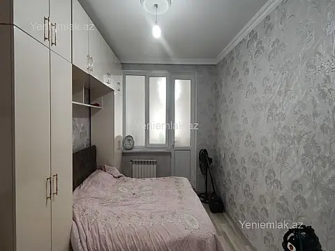Satılır 2 otaqlı köhnə tikili 80 m²