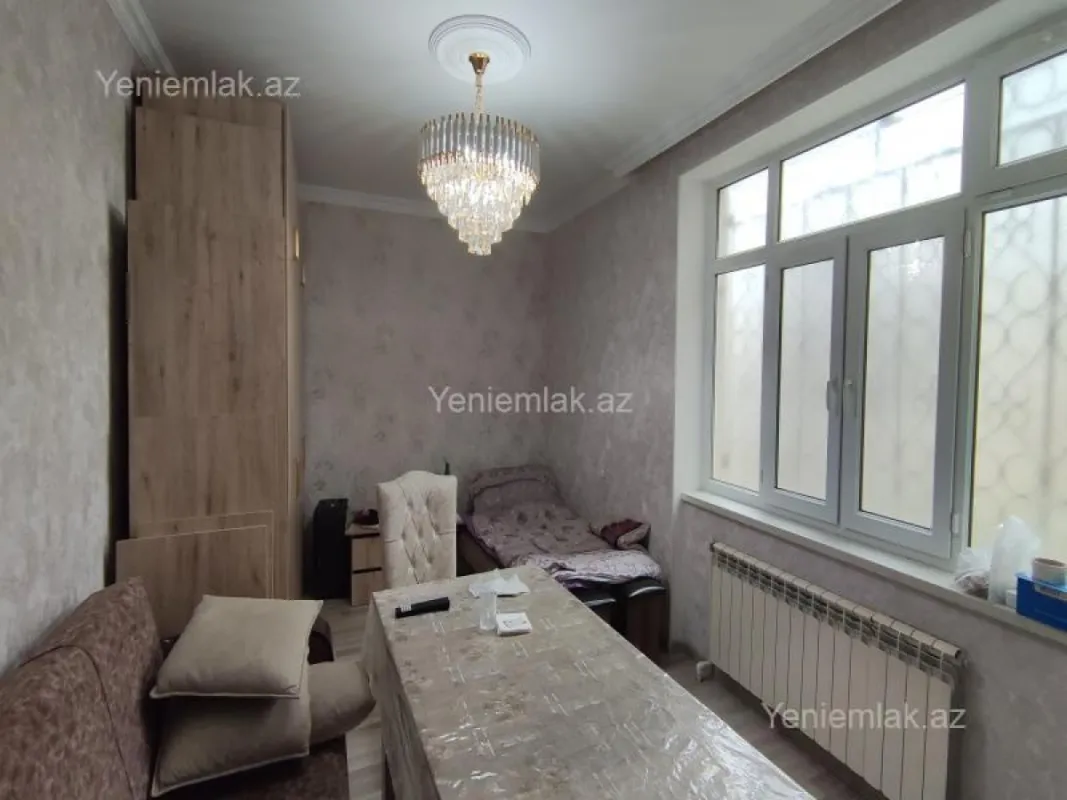 Satılır 2 otaqlı köhnə tikili 80 m²