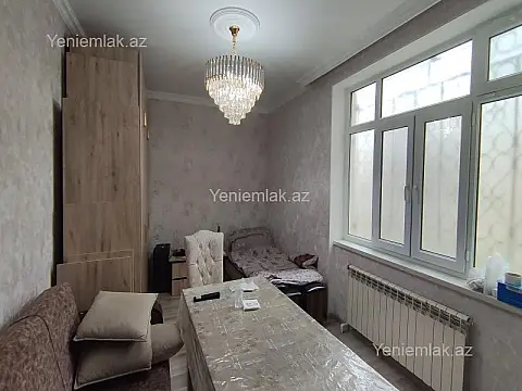 Satılır 2 otaqlı köhnə tikili 80 m²