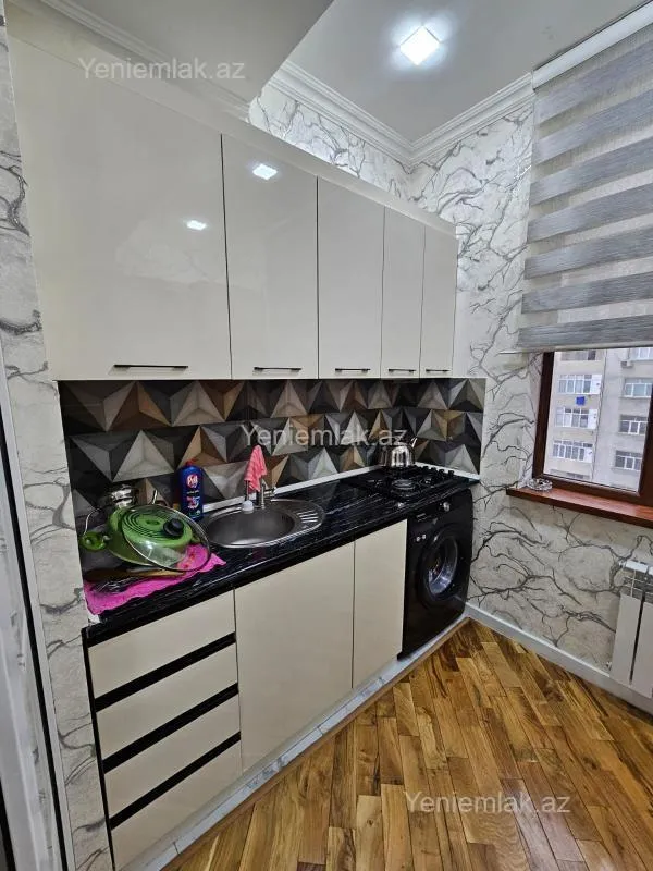 Satılır 2 otaqlı yeni tikili 67 m²