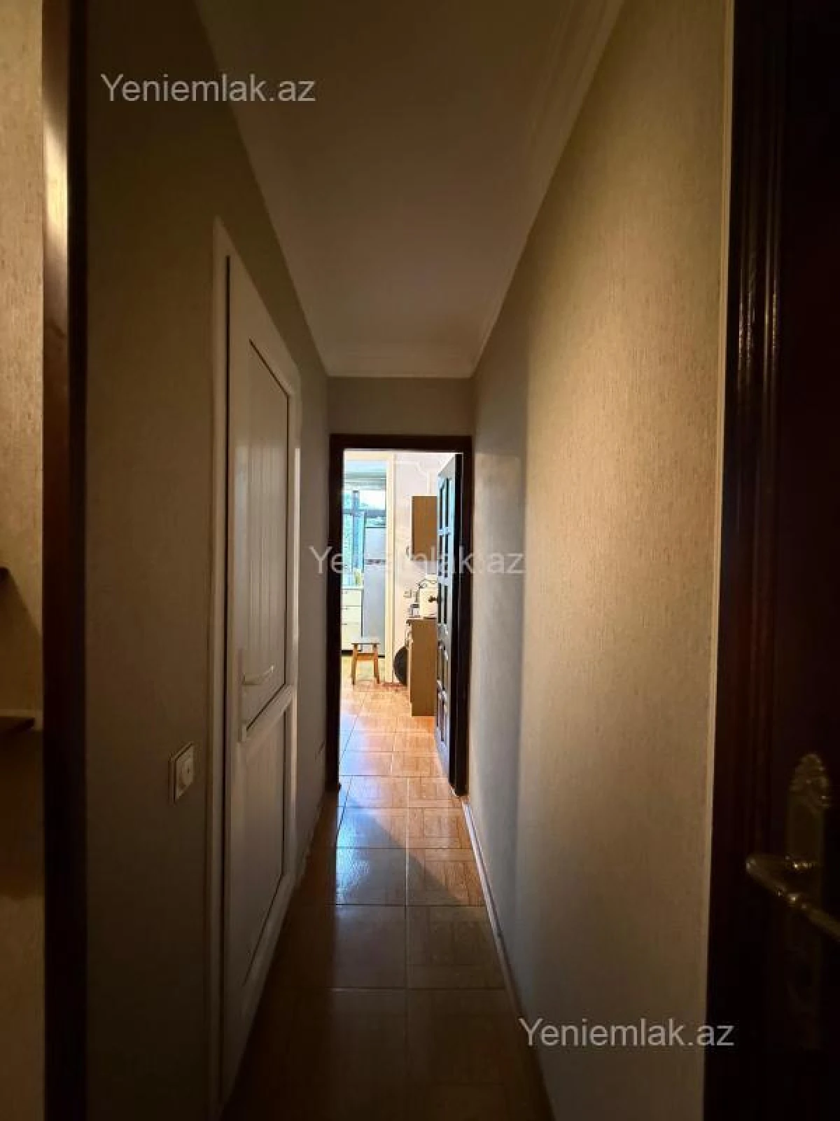 Satılır 2 otaqlı köhnə tikili 55 m²