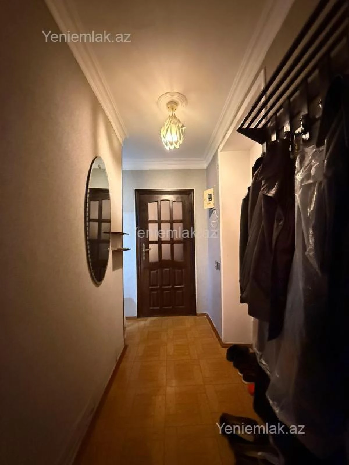 Satılır 2 otaqlı köhnə tikili 55 m²