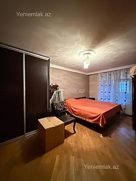Satılır 2 otaqlı köhnə tikili 55 m²