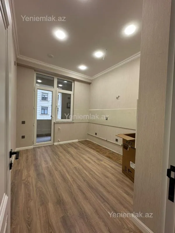 Satılır 2 otaqlı yeni tikili 93 m²