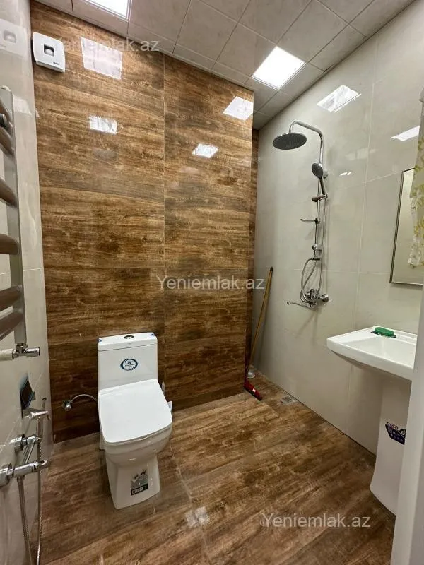 Satılır 2 otaqlı yeni tikili 93 m²