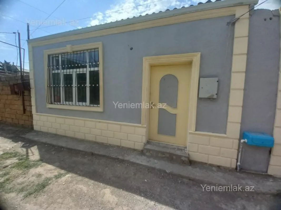 Satılır 2 otaqlı həyət evi 50 m²