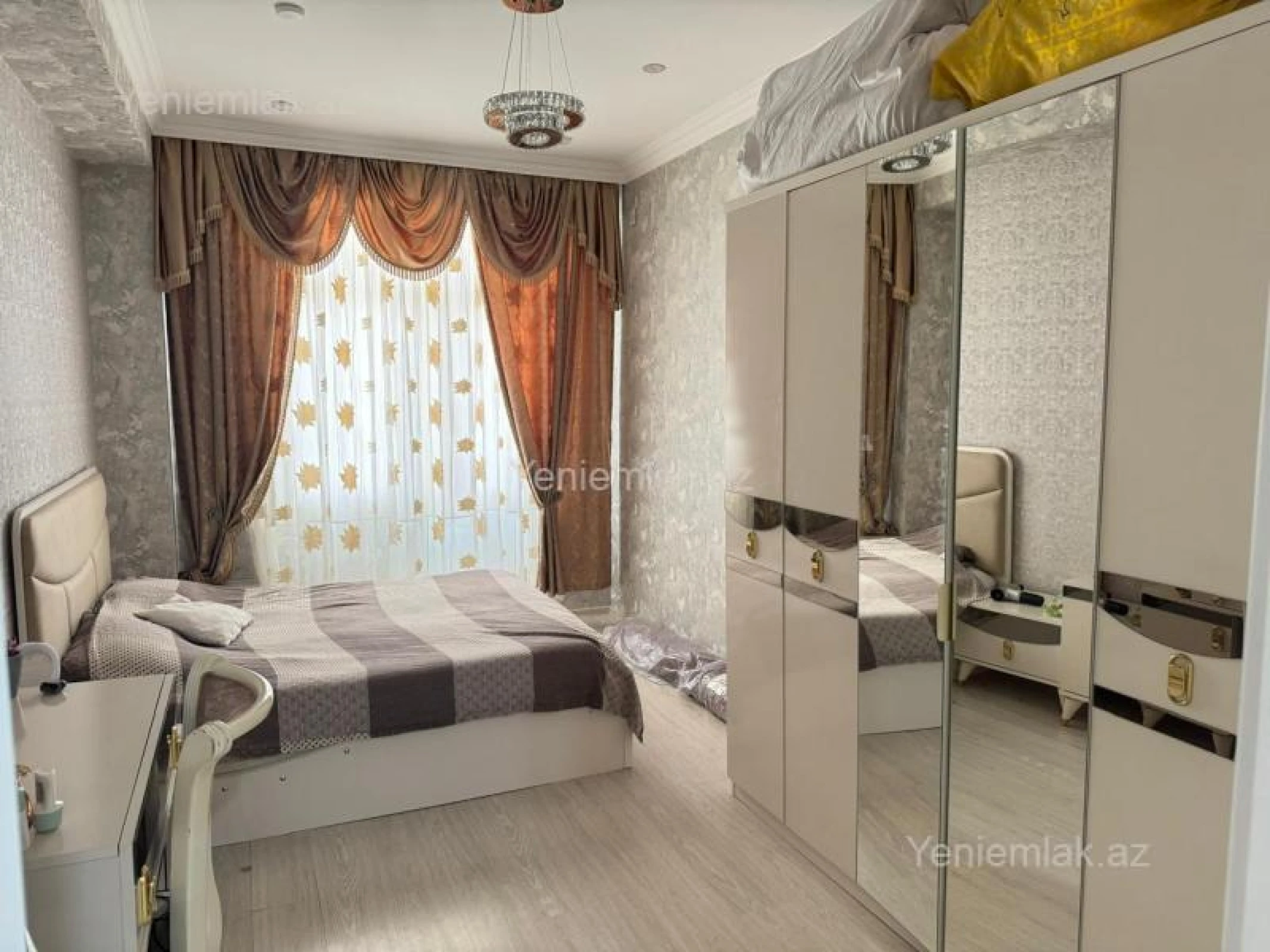 Satılır 2 otaqlı yeni tikili 65 m²