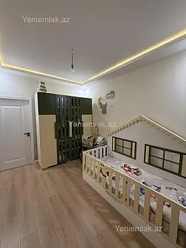 Satılır 3 otaqlı yeni tikili 132 m²