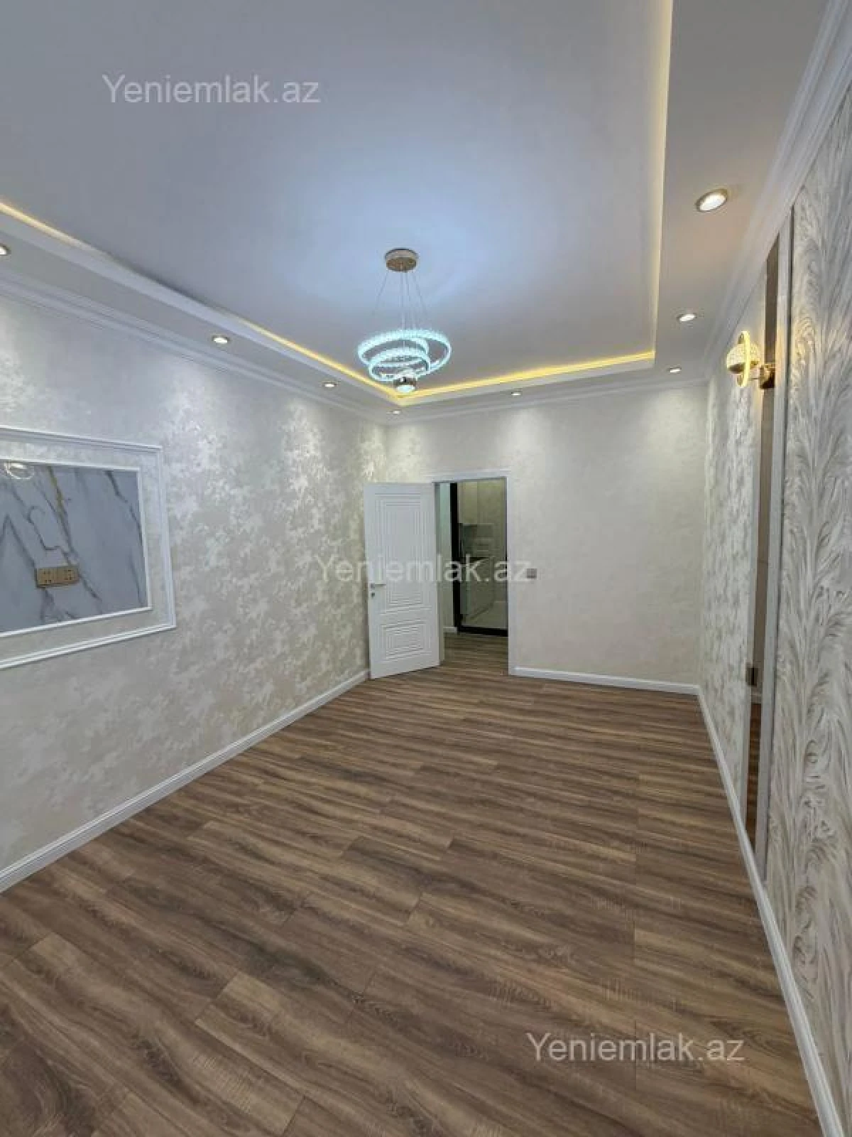 Satılır 3 otaqlı yeni tikili 90 m²