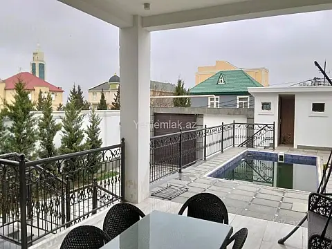 Satılır 7 otaqlı həyət evi 550 m²