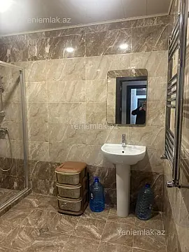 Satılır 2 otaqlı yeni tikili 60 m²