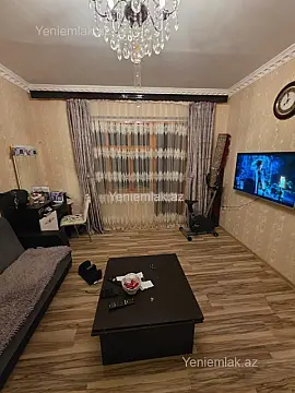 Satılır 2 otaqlı köhnə tikili 58 m²