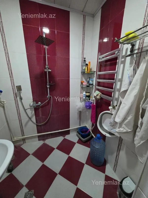 Satılır 2 otaqlı köhnə tikili 58 m²