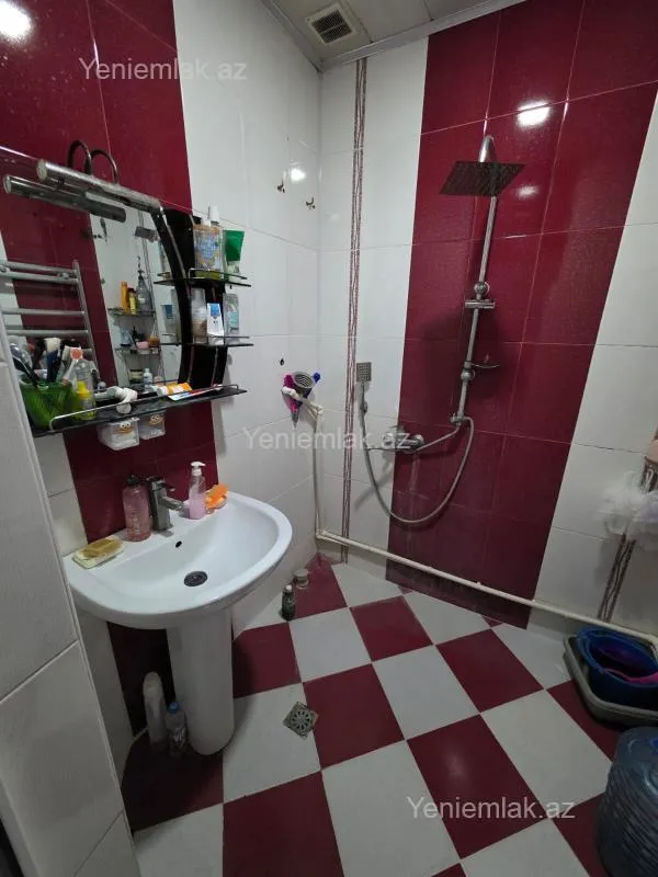 Satılır 2 otaqlı köhnə tikili 58 m²