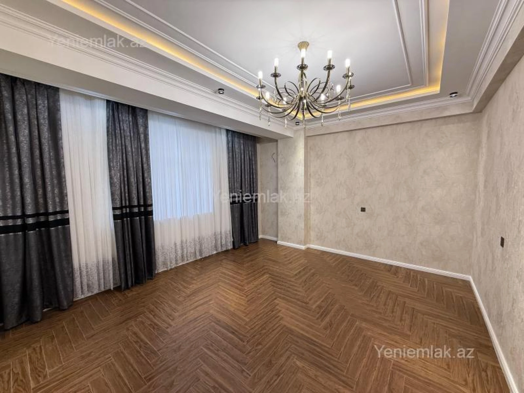 Satılır 3 otaqlı yeni tikili 120 m²