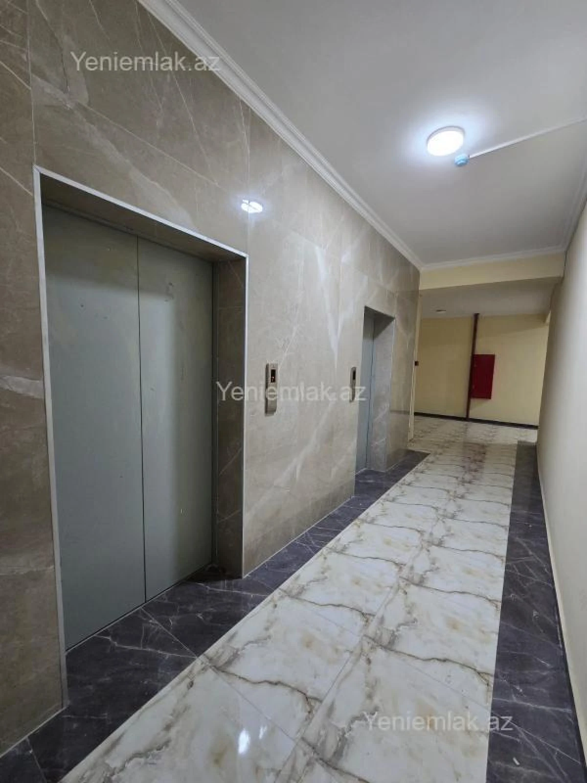 Satılır 2 otaqlı yeni tikili 85 m²