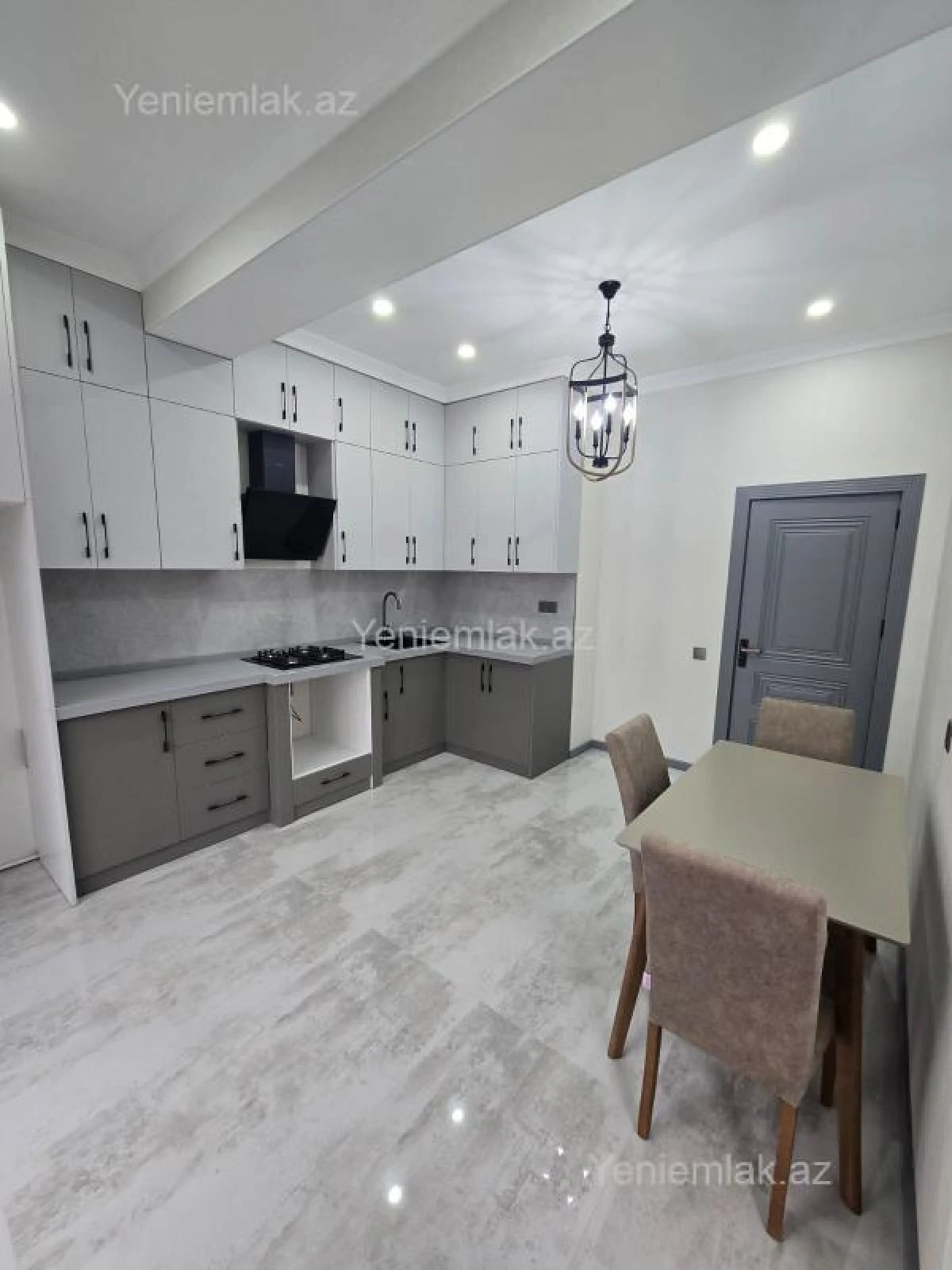 Satılır 2 otaqlı yeni tikili 85 m²