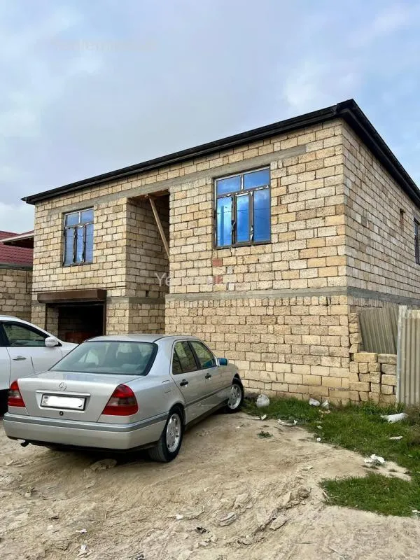 Satılır 5 otaqlı həyət evi 110 m²