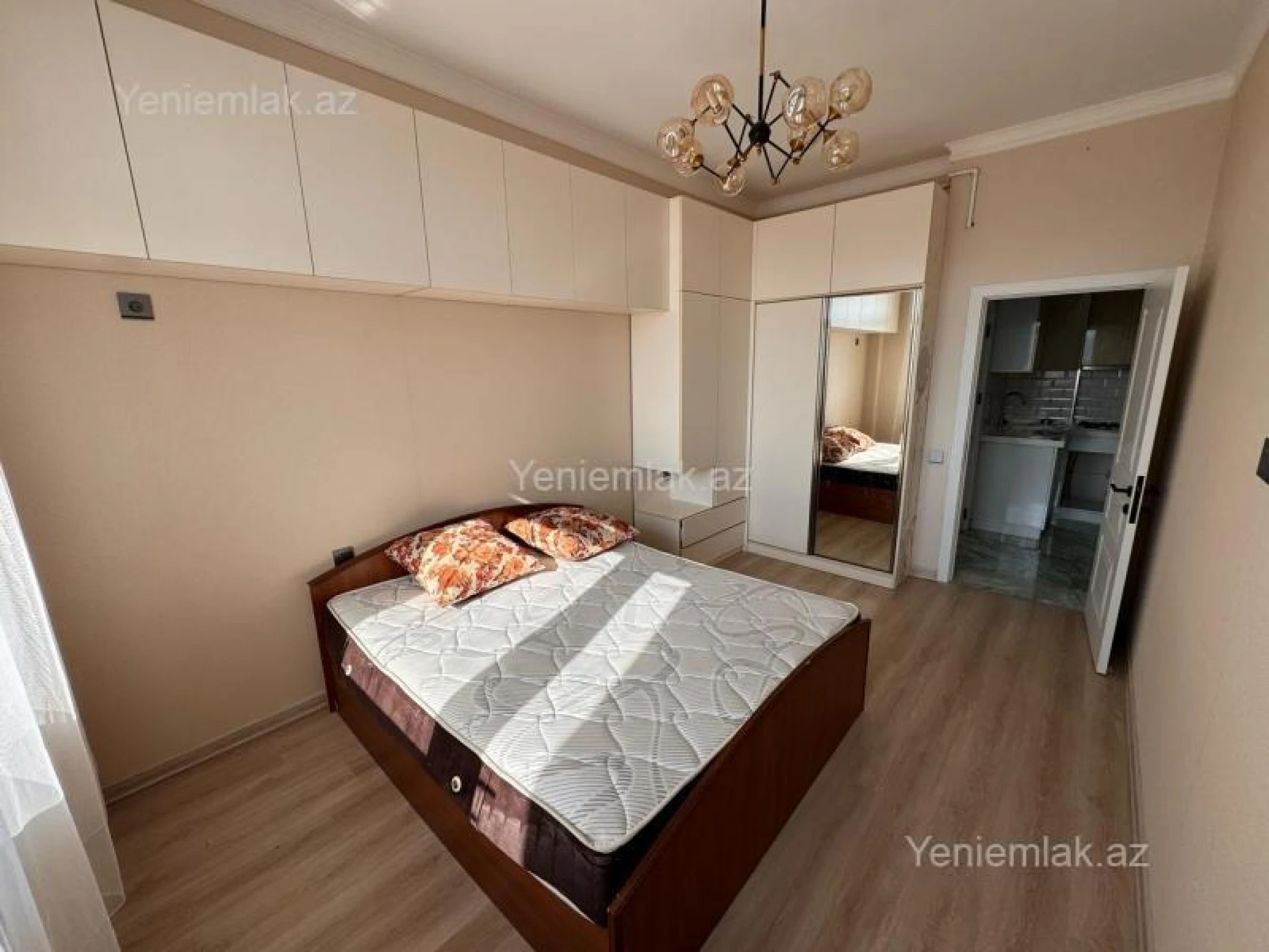 Satılır 2 otaqlı yeni tikili 60 m²