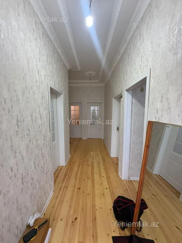 Satılır 4 otaqlı həyət evi 125 m²