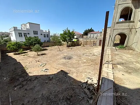 Satılır 7 otaqlı həyət evi 235 m²