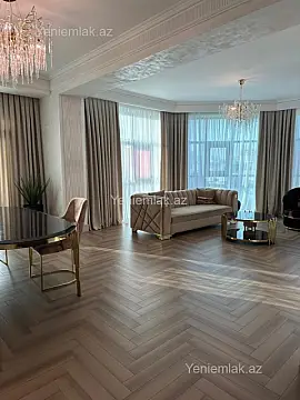 Satılır 3 otaqlı yeni tikili 137 m²