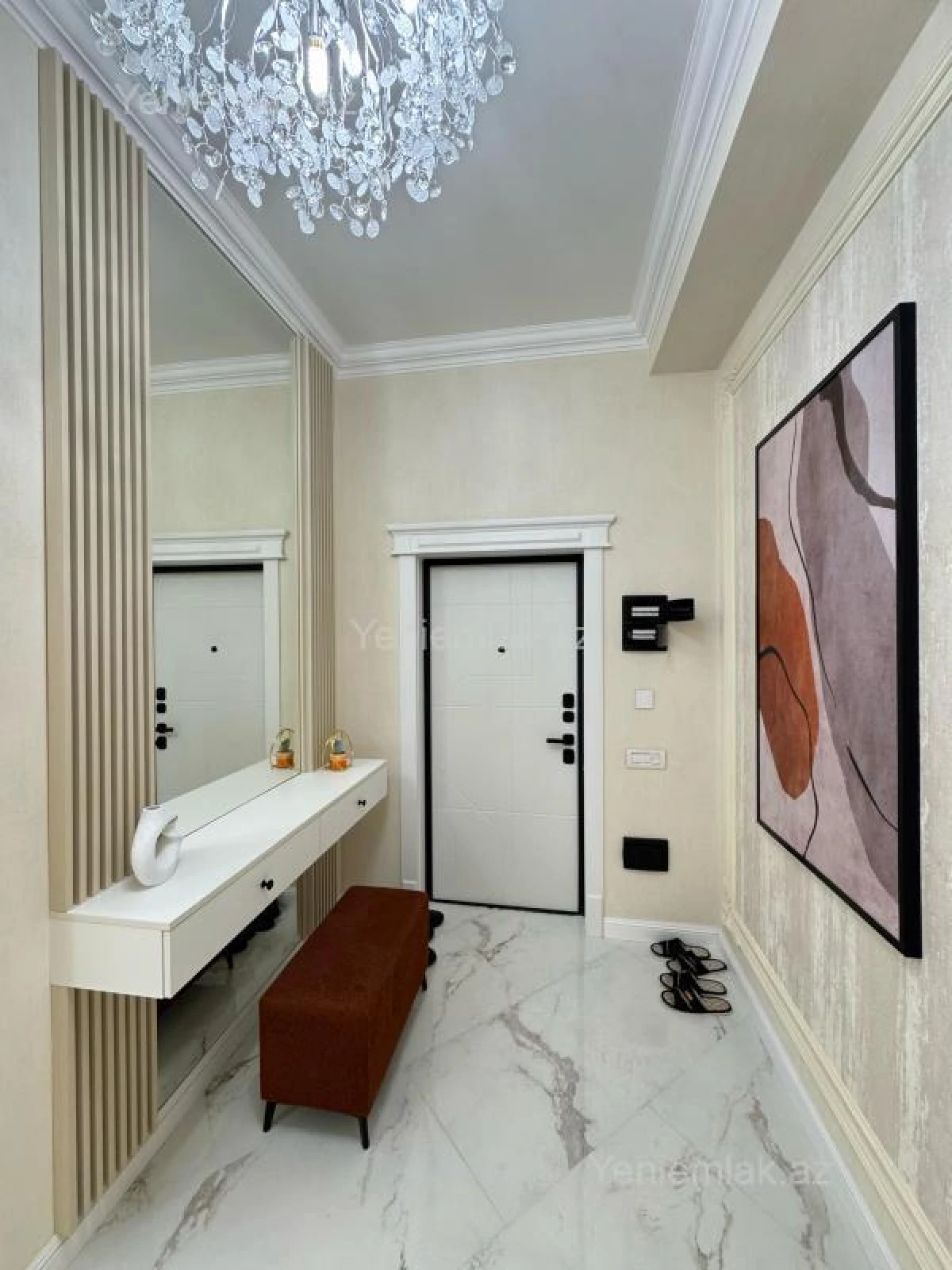 Satılır 3 otaqlı yeni tikili 120 m²