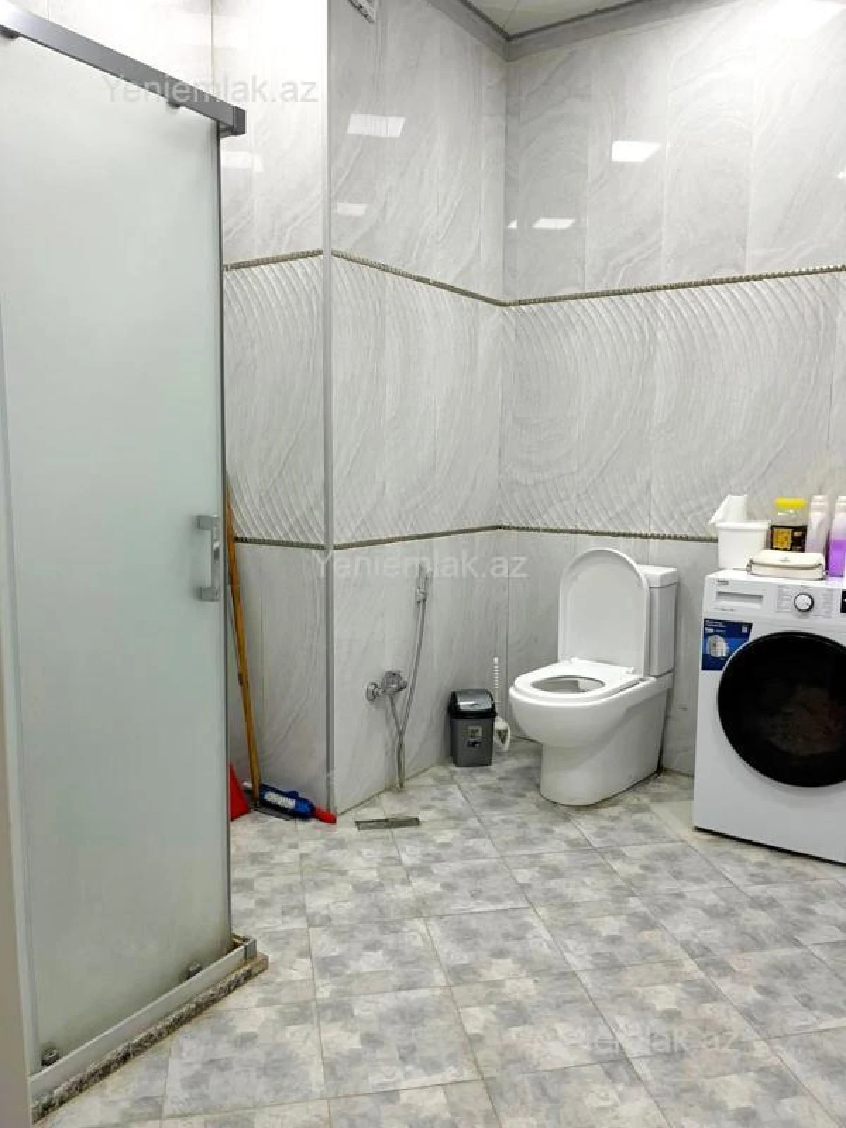 Satılır 3 otaqlı yeni tikili 105 m²